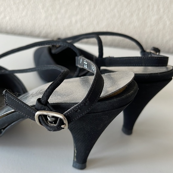 Shoes - Picture 6 of 6